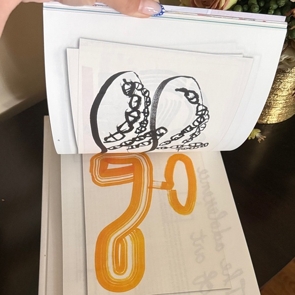 Hermes Vibrant Art Coffee Table Book in Orange and Blue - Picture 15 of 17